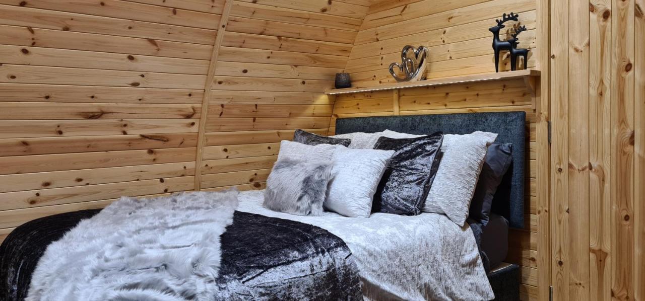 Loch Ewe Luxury Pods Apartment Mellon Charles Bagian luar foto